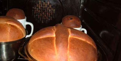 румяный кулич пасхальный