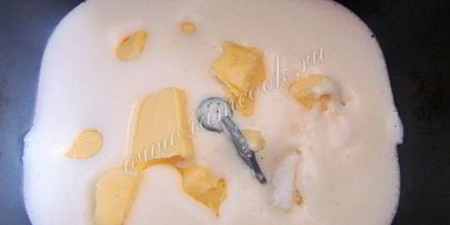 сдобный кулич с изюмом в хлебопечке