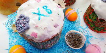 тыквенный кулич с лавандовой сливочной глазурью