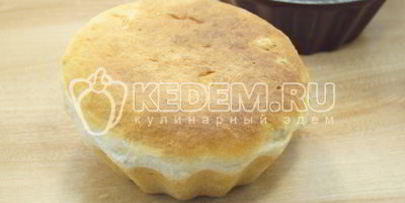 вкусный пасхальный кулич с изюмом