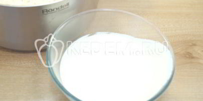 вкусный пасхальный кулич с изюмом