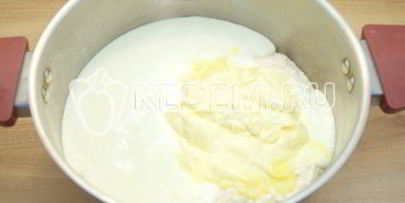 вкусный пасхальный кулич с изюмом