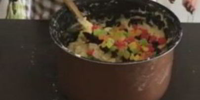 вкусный пасхальный кулич с цедрой и цукатами