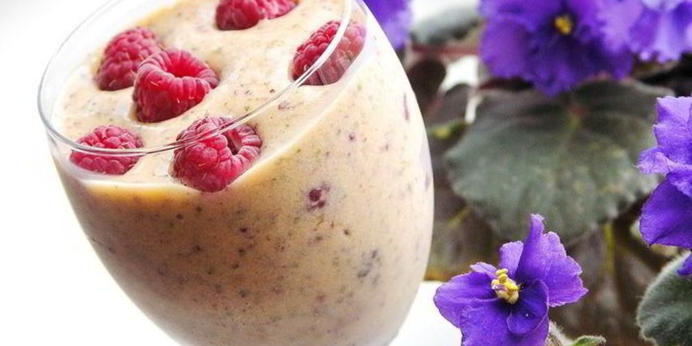 Рецепт персиковый десерт с мятой и малиной