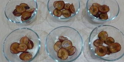 рисовый пудинг со сливами