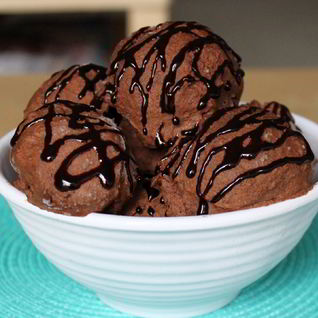 Шоколадно-ванильный сироп для десертов