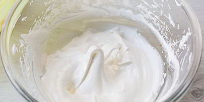 шоколадные макарон с ромовым ганашем