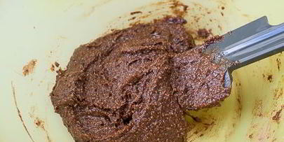 шоколадные макарон с ромовым ганашем