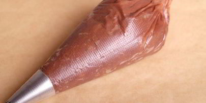 трюфели с абрикосовым пюре, курагой и ромом