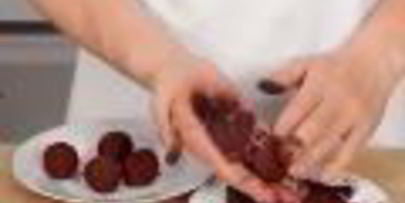 трюфели с вяленой вишней