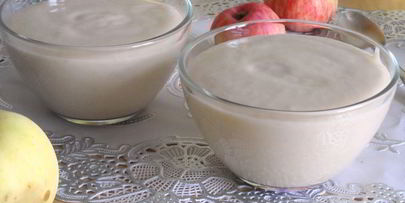 яблочное пюре со сливками