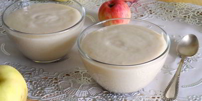 яблочное пюре со сливками