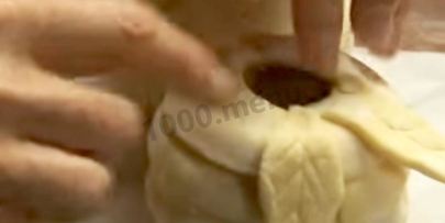 яблоки запеченные в слоеном тесте в духовке