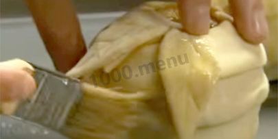 яблоки запеченные в слоеном тесте в духовке