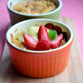 Ягодный крамбл