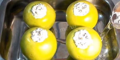 запеченные яблоки с сюрпризом