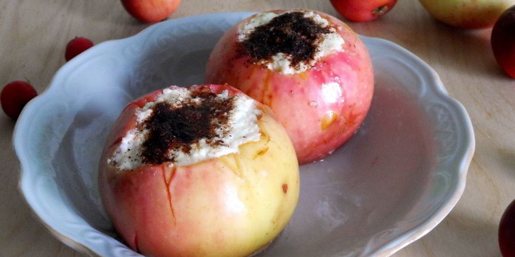 Рецепт запеченых яблок с творогома