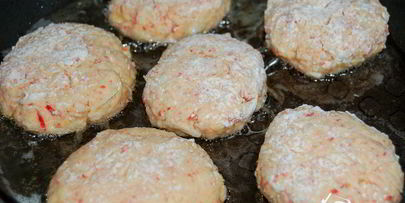 биточки из крабовых палочек