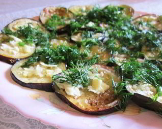 Гарнир из жареных баклажанов