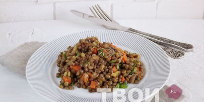 чечевица с овощами