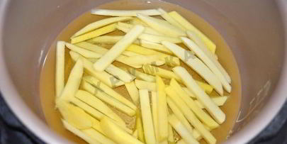 картофель фри в мультиварке