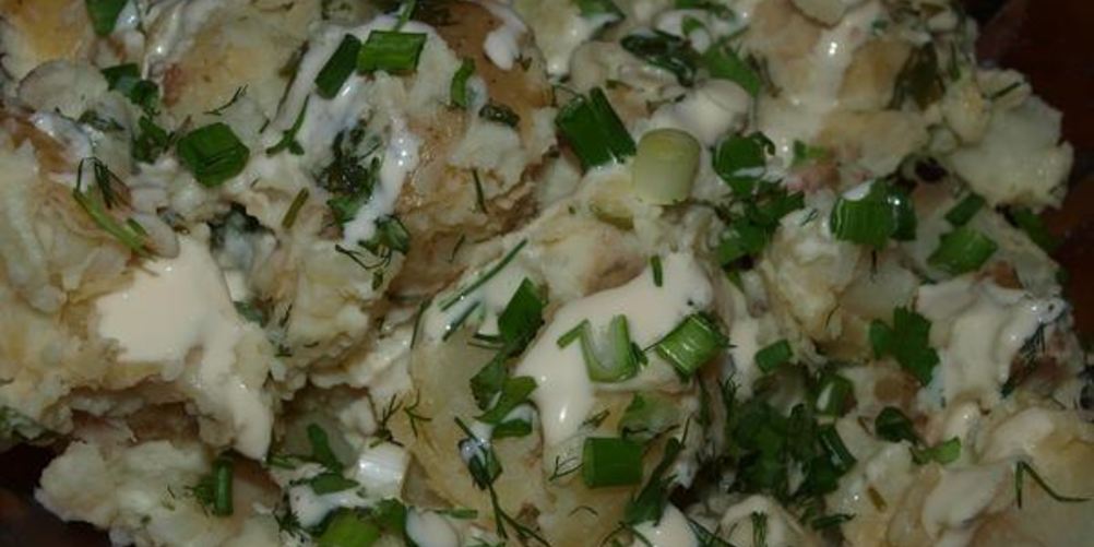 Рецепт картофель молодой со сметаной и зеленью