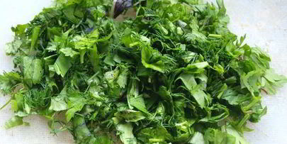 картофель молодой со сметаной и зеленью