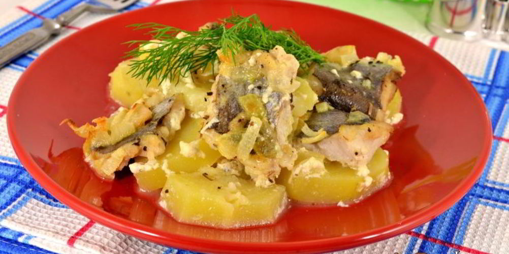 Рецепт картофель с рыбой в молочном соусе