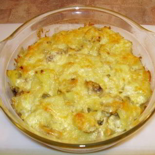 Картофель с шампиньонами и сыром в духовке