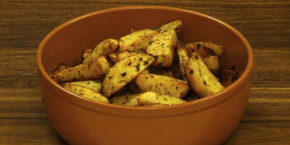 Рецепт картофель с травами и чесноком