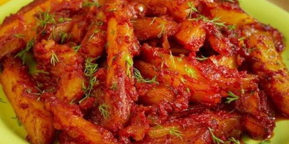 Рецепт картофель в остром томатном соусе