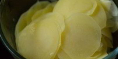 картофельные чипсы в духовке без масла