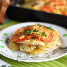 Рецепт Картошки с куриным филе и помидорами в духовке