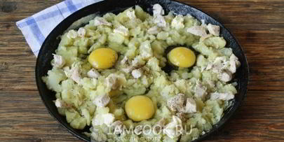 картошка с яйцом в духовке