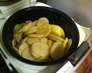 Картошка жареная в мультиварке