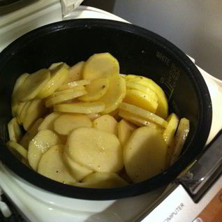 Картошка жареная в мультиварке