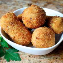 Рецепт Крокеты из картофеля с грибами и сыром