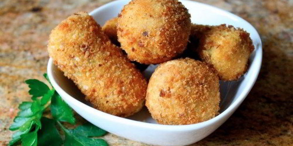 Рецепт крокетов иза картофели с грибами и сырома