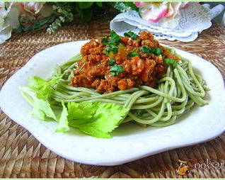 Лапша Зеленый чай с мясным соусом