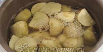 молодой картофель в мультиварке