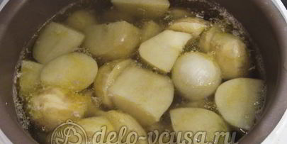 молодой картофель в мультиварке