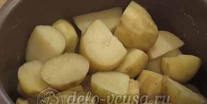 молодой картофель в мультиварке