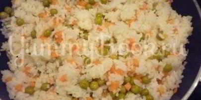 нежный рис с простыми овощами