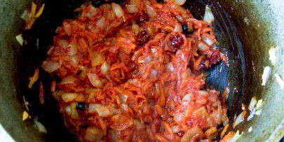 пряный рис с мясными шариками