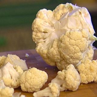 Пюре из цветной капусты и корня сельдерея