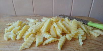 рифленый картофель с лисичками