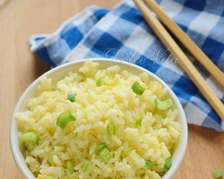 Рис, обжаренный с яйцом по-китайски