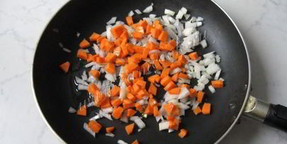 рис с брокколи и зеленым горошком