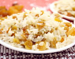 Рис с изюмом