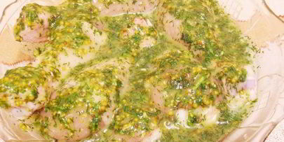 рис с креветками, курицей и копчеными колбасками